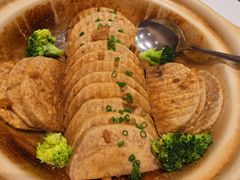 金奖香芋煲-品海楼·大连海胆锅贴馆(东港店)