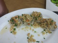 蒜蓉粉丝蒸朝鲜大皇贝-蚝得喜海鲜(东城店)