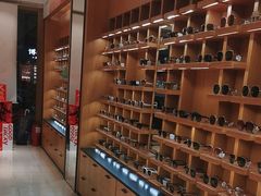 -宝丽眼镜(湖墅店)