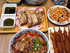-兰州陈记牛肉面 ·烧烤· 铜锅涮肉(万达店)