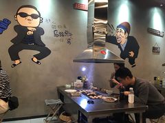 -马路牙子烧烤音乐酒馆(望京店)