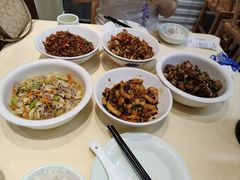 紫苏爆炒牛蛙-笨罗卜浏阳菜馆(龙华鹏润达店)