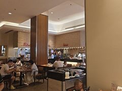 -亚龙湾希尔顿自助餐厅·海鲜·烧烤·沙滩BBQ·现场乐队