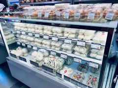 -白玉兰食品(中山公园龙之梦店)