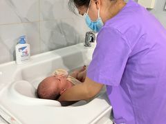 -雪梅月子中心(华侨城店)