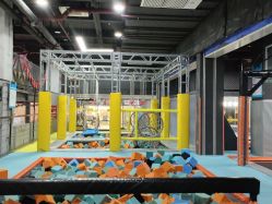 -蹦贝运动中心·蹦床·攀岩·闯关(龙岗店)