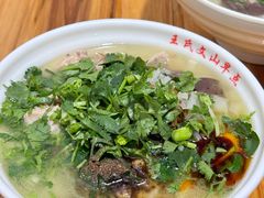 -文山荷鲜居(翠湖店)