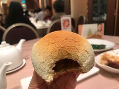 酥皮焗叉烧餐包-陶陶居海鲜酒家(新马路店)
