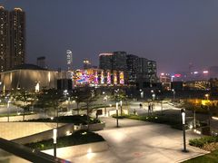 -香港ELEMENTS圆方