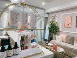 -YooMee优美智能科技美肤机构