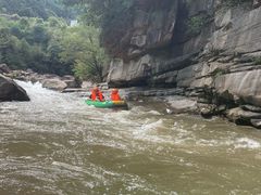 -雅鲁激流探险漂流