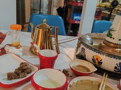 -毛辣果·贵州红酸汤牛肉火锅(西单店)