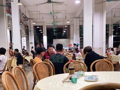 大堂-标记美食新鲜猪杂(兴南大道店)