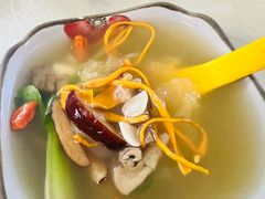 -天天向上素食餐厅(五台山店)