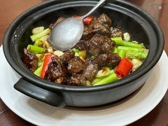 砂锅黑椒牛肉-茶港食堂(武昌店)