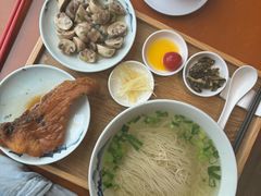 -金鸡湖大酒店·金咖啡厅(国宾路店)