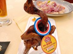 脆皮嫩香乳鸽-威尼斯西餐厅(扬名广场店)