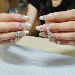 -心窑Shero's 美甲美睫美妆沙龙