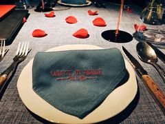 -弦月窗LUNETTE BY AMANDA(复兴路店)