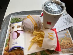 -麦当劳(中唱大厦店)
