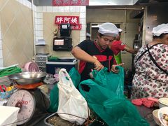 -班赞海鲜市场胖阿姨加工点