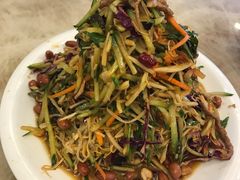 -胖太太四川麻辣排骨串(镇江路分店)