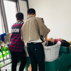 -V8潮牌·接发烫染连锁