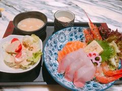 -家贺屋刺身寿司专门店