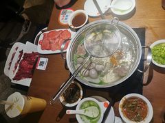 -牛焱·贵州黄牛肉火锅(城西银泰店)