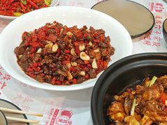 -堂瓦里·33年传统赣菜(第一街区店)