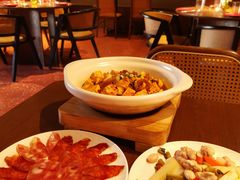 -肆海小川菜酒馆Wine Bistro (青年路店)