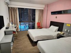 -莫泰酒店(厦门万象城火车站地铁站店)