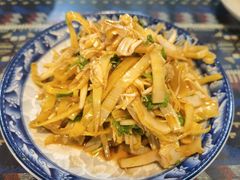 -蜗牛小馆醉乡民谣云南菜(惠新西里店)