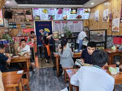 大堂-手擀菠菜面(西康路店)