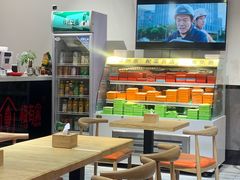 大堂-极有家小鱼小鸡石锅煲(佳兆业店)