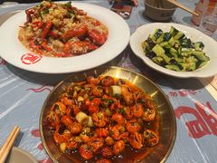 -肥肥虾庄·金牌油焖大虾(杨园滨江时代walk店)