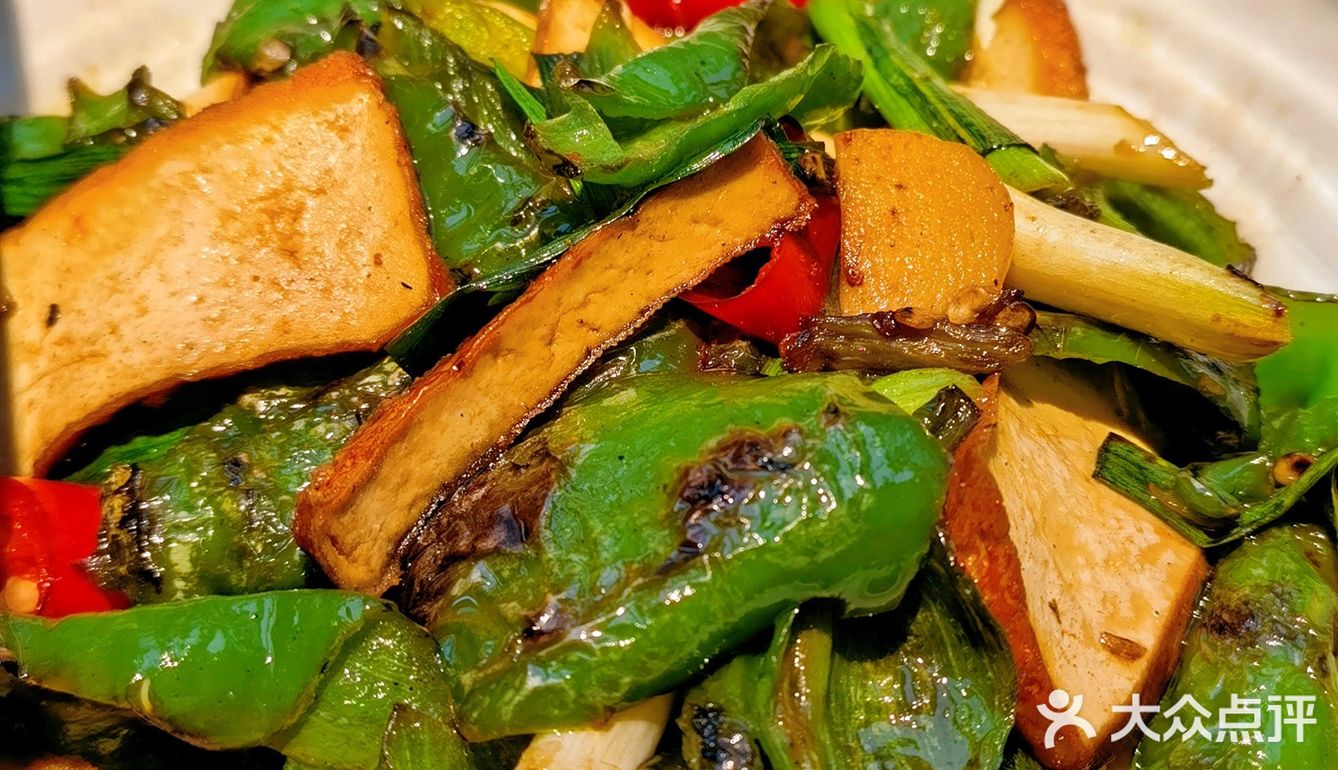 藏在太古里的平价美食，没有一只🐔可以逃出这家餐厅