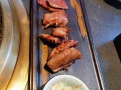 -铭牛烧肉·和牛海鲜自助(高新月牙湖店)