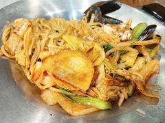 海鲜炒码面-炒码先生·韩餐炸鸡披萨(西塔店)