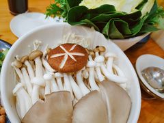 -风情丽江斑鱼火锅(孙家沟西南路80号店)