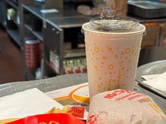 -麦当劳(中山公园龙之梦店)
