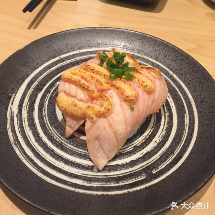 元气寿司(万象城店)炙烧黑椒三文鱼图片 - 第2张