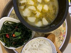 -妈妈故事米线(市府恒隆店)