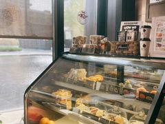 面包甜点陈列柜-BLAQ咖啡(骏豪店)