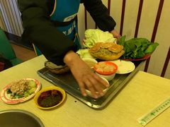 -洞庭洲·防空洞火锅·烧烤·铜锅涮肉(新百广场店)