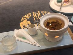 -燕庭·纯燕窝·甜品下午茶(南京西路店)