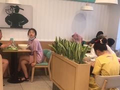 大堂-老乡鸡(潘集世瑞大厦店)