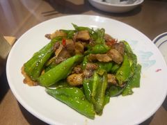 -东口码头·烧鸽子·鱼头泡饼·地方菜(金鹰悦城店)