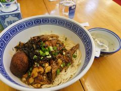 -沪西老弄堂面馆(定西路店)