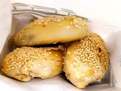 蟹壳黄-绿波廊(豫园店)